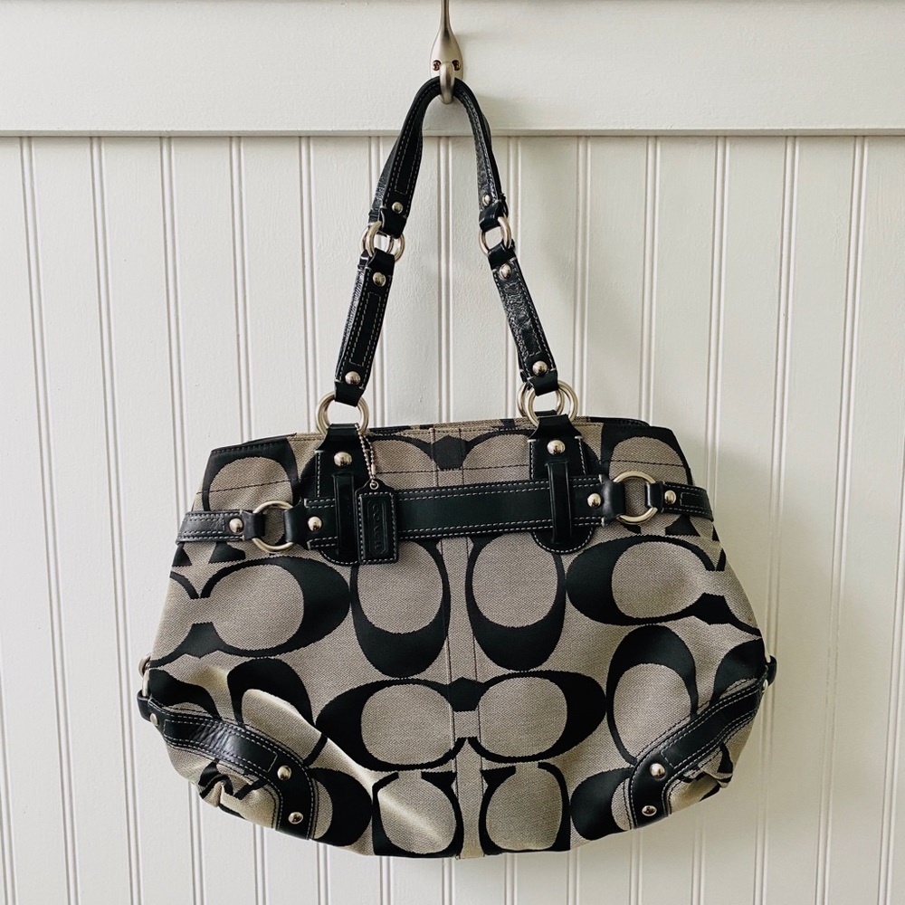 COACH Vintage Embossed Large Tote Shoulder Bag - Picture 3 of 7